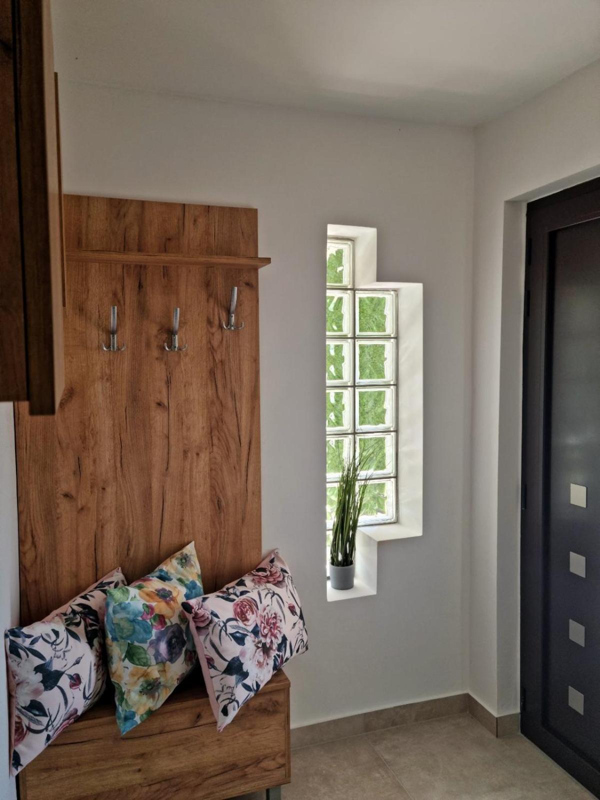 Apartmani Nika 1 Rijeka Bagian luar foto