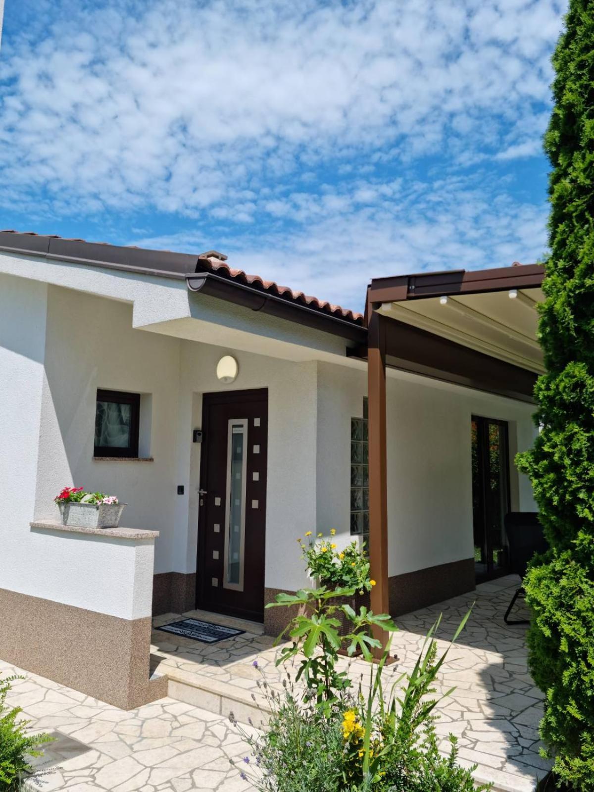 Apartmani Nika 1 Rijeka Bagian luar foto